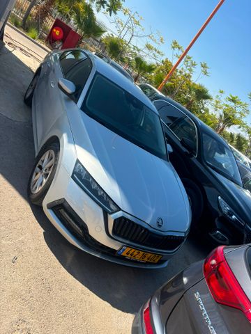 סקודה אוקטביה