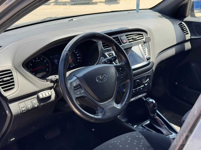 יונדאי i20
