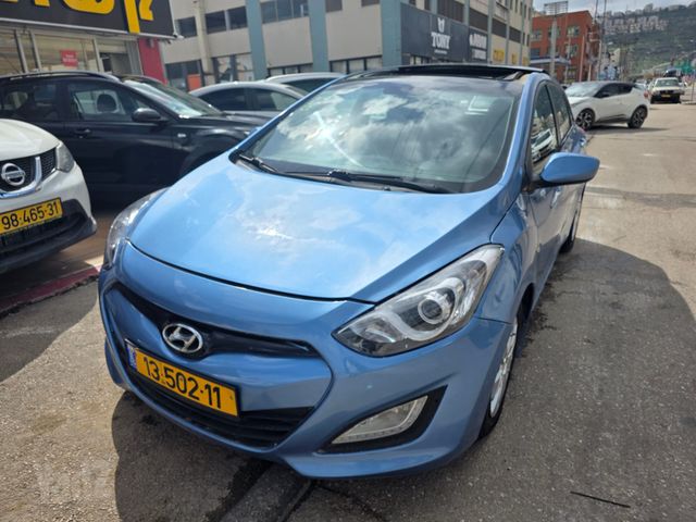 יונדאי i30