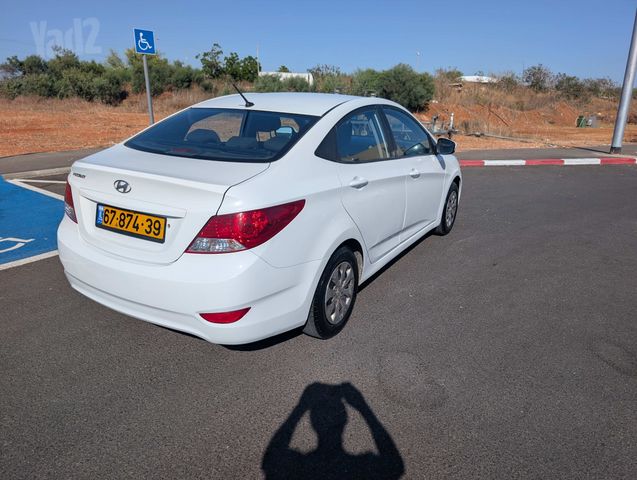 יונדאי אקסנט i25