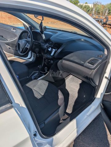 יונדאי אקסנט i25