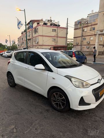 יונדאי i10