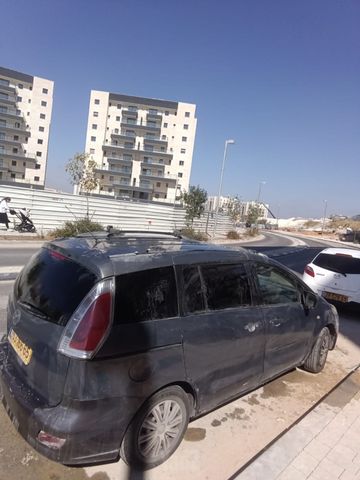מודעת רכב מאזדה 5