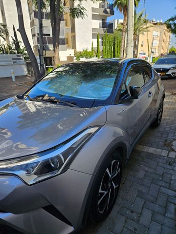 טויוטה C-HR