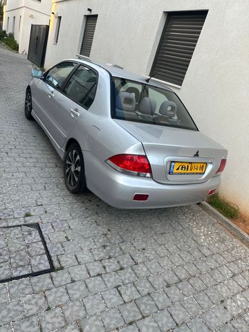 מודעת רכב מיצובישי לנסר