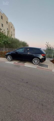 מודעת רכב סיאט לאון