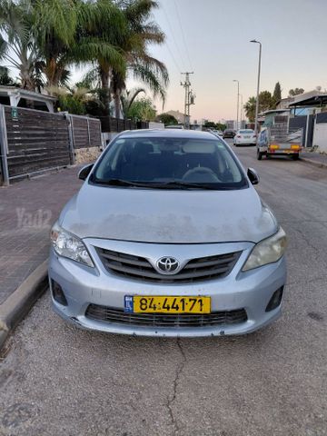 מודעת רכב טויוטה קורולה