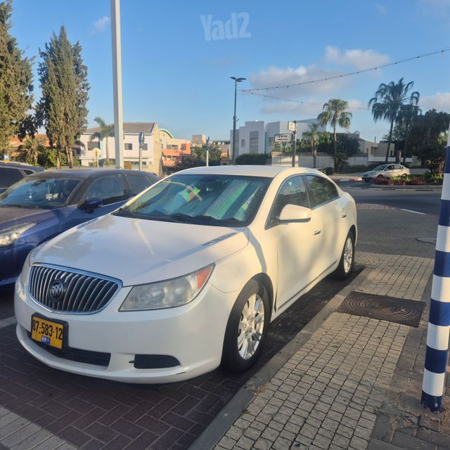 מודעת רכב ביואיק לה-קרוס