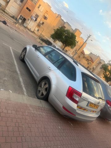 סקודה אוקטביה 