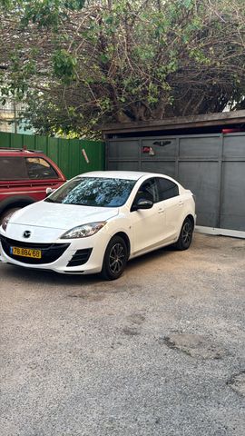 מודעת רכב מאזדה 3