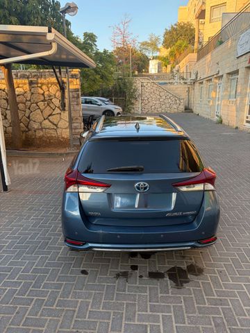טויוטה אוריס