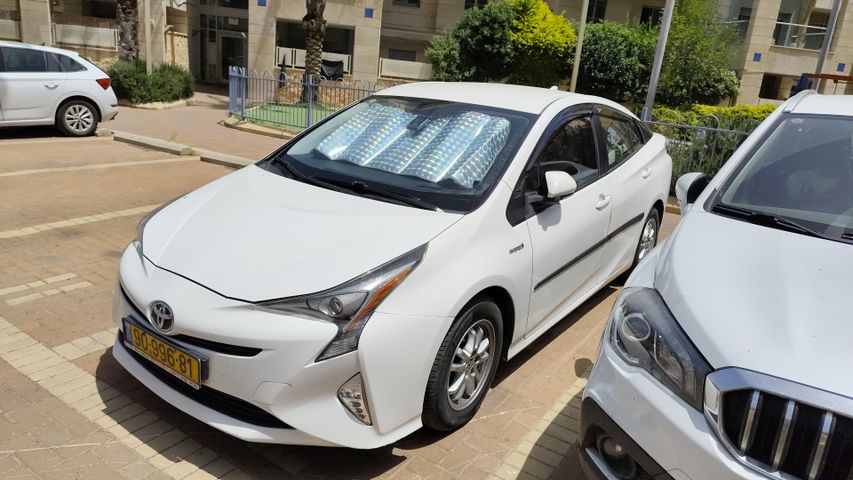 מודעת רכב טויוטה פריוס