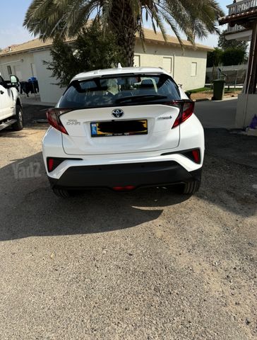 טויוטה C-HR