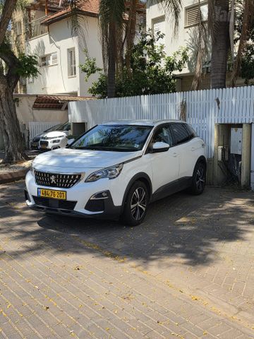 פיג'ו 3008
