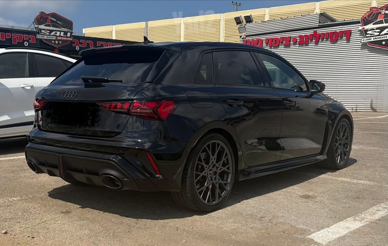 אאודי RS 3