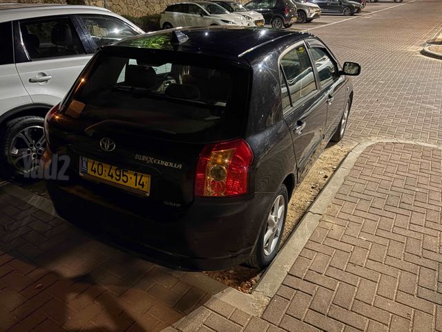 טויוטה קורולה
