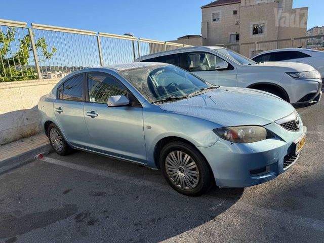 מאזדה 3