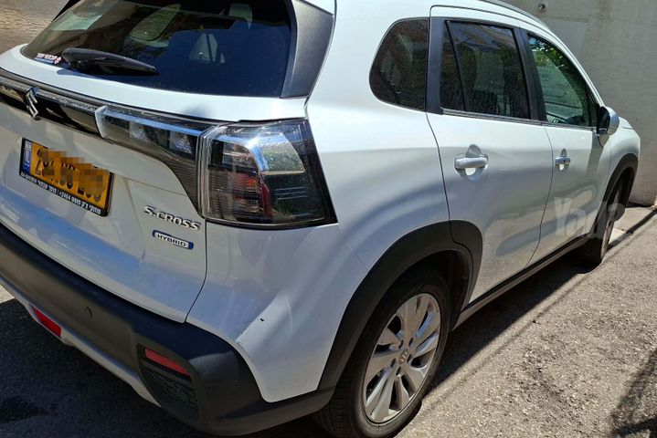 סוזוקי S-Cross