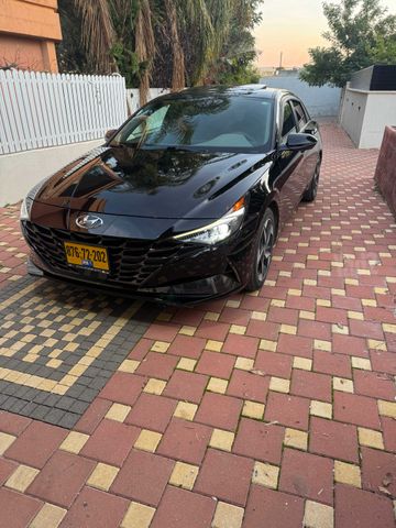 יונדאי אלנטרה