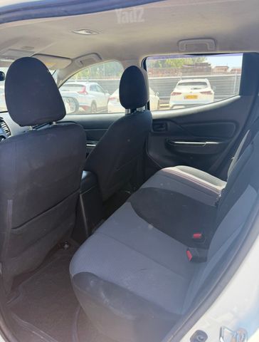 מיצובישי טרייטון / L200