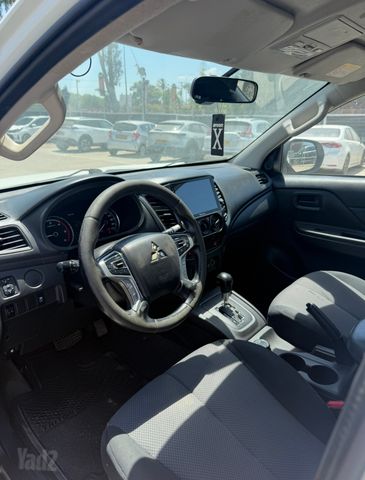 מיצובישי טרייטון / L200