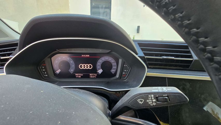 אאודי Q3