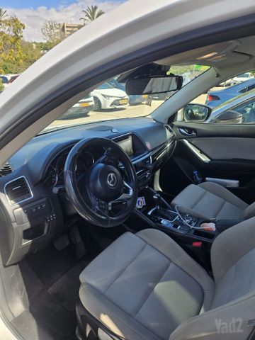 מודעת רכב מאזדה CX-5