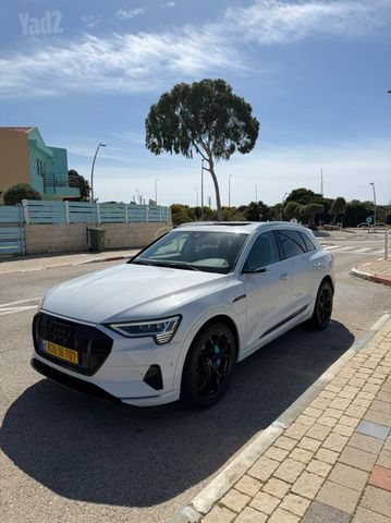 אאודי E-tron