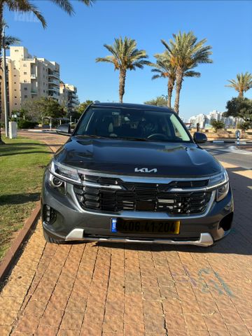 קיה סלטוס
