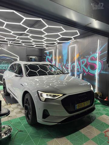 אאודי E-tron