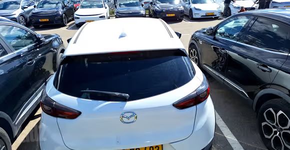 מודעת רכב מאזדה CX-3