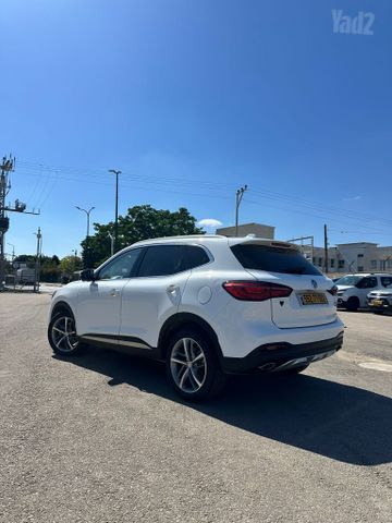 אם ג'י EHS PHEV
