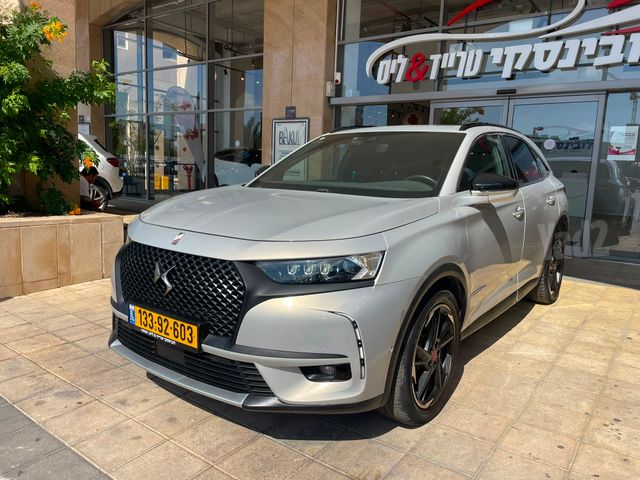 מודעת רכב די.אס 7