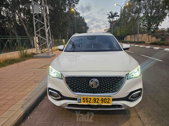 אם ג'י EHS PHEV
