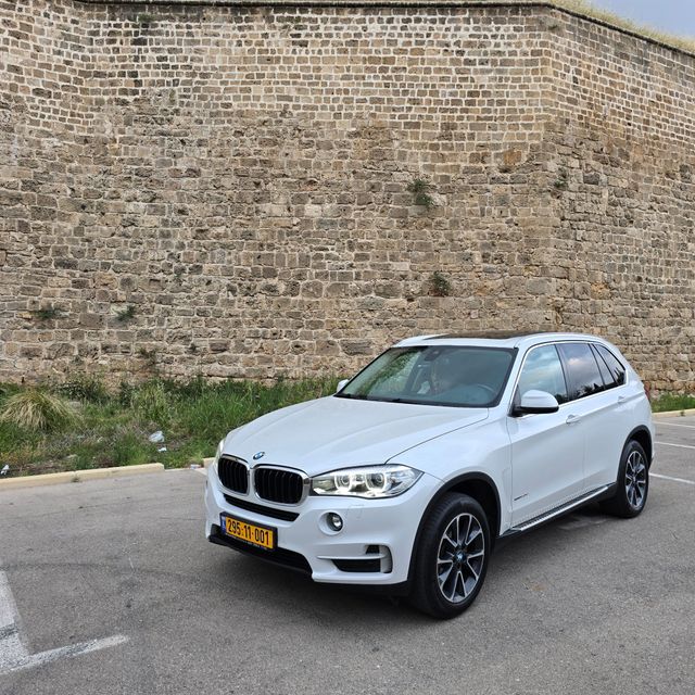 ב מ וו X5