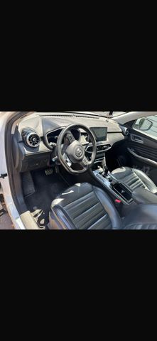 אם ג'י EHS PHEV