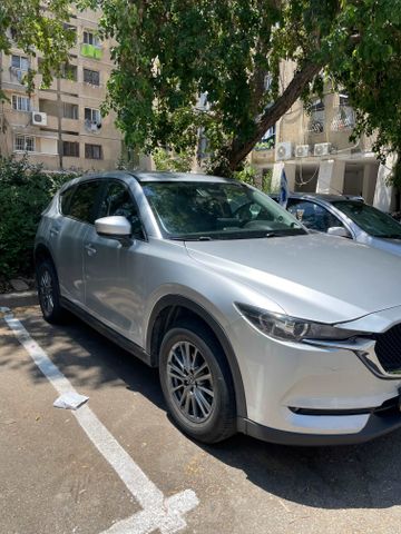 מודעת רכב מאזדה CX-5