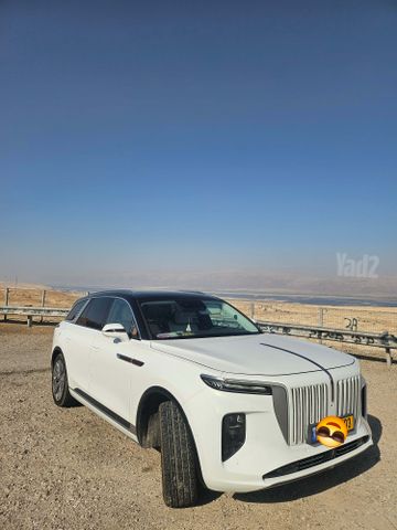 מודעת רכב הונגצ'י E-HS9