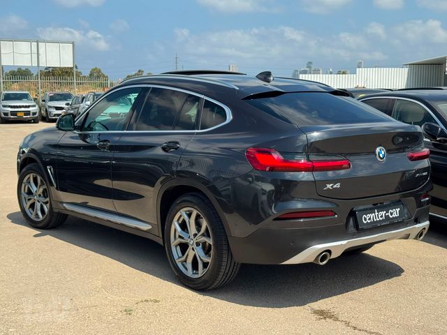 ב מ וו X4
