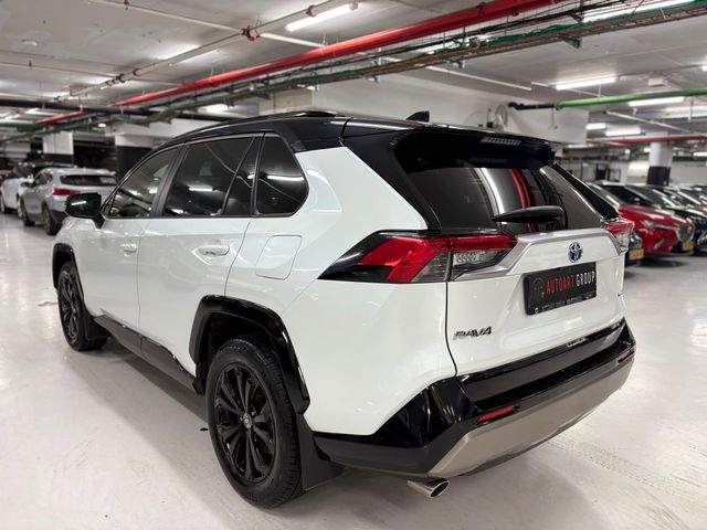 טויוטה RAV4