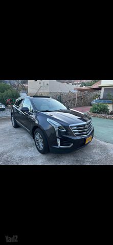 קאדילק XT5