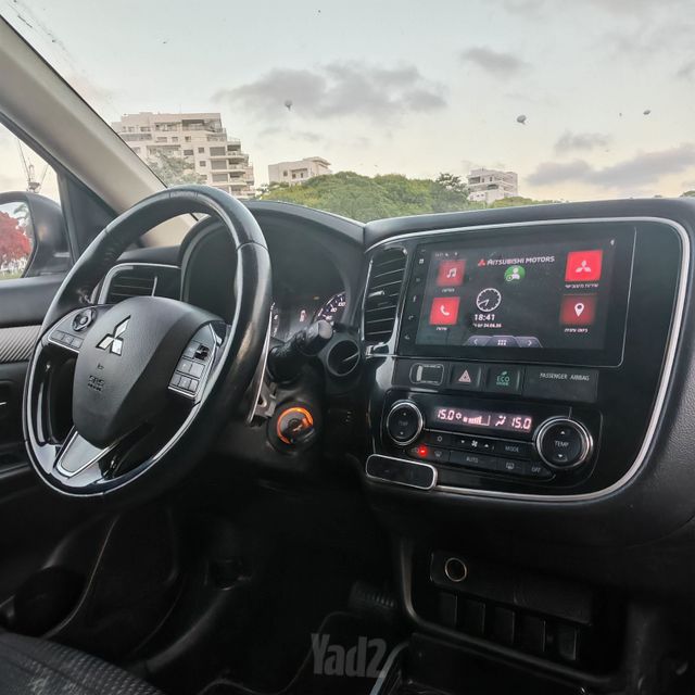 מיצובישי אאוטלנדר