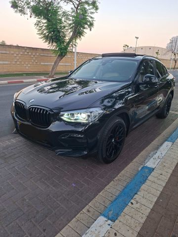 ב מ וו X4