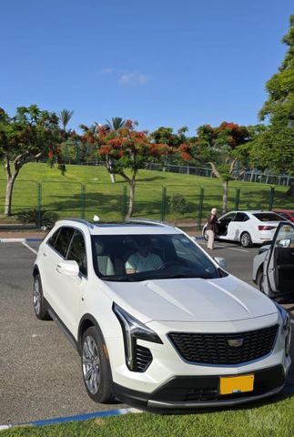 קאדילק XT4