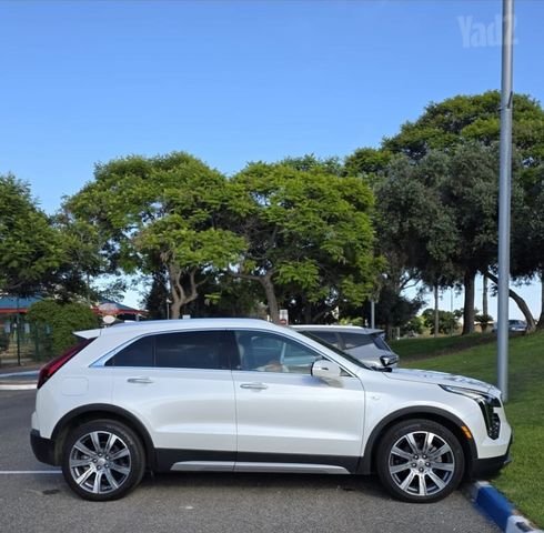קאדילק XT4