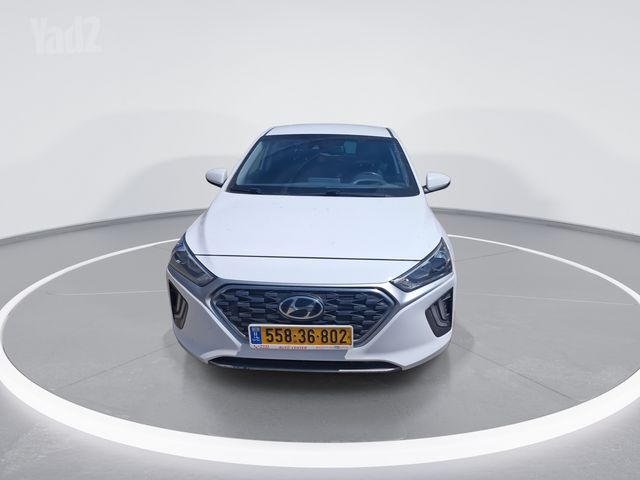 יונדאי איוניק