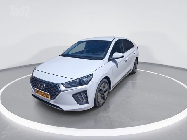 יונדאי איוניק