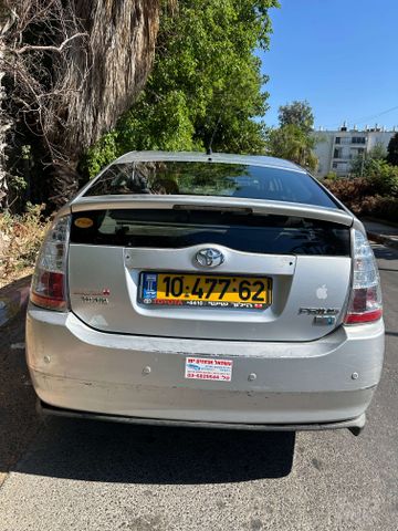 טויוטה פריוס