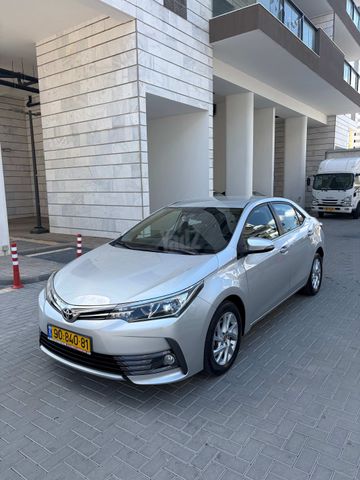 מודעת רכב טויוטה קורולה