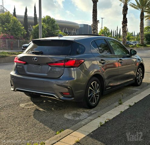לקסוס CT